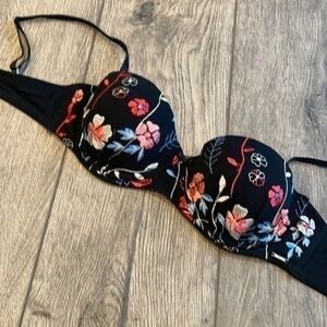 La Vie En Rose bra 34C black embroidered gorgeous bra
